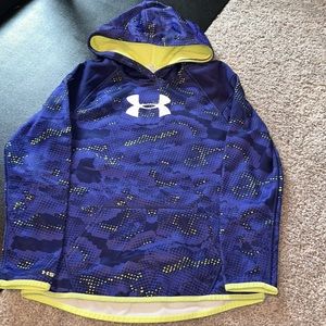 Youth Large Under Armour Hoodie